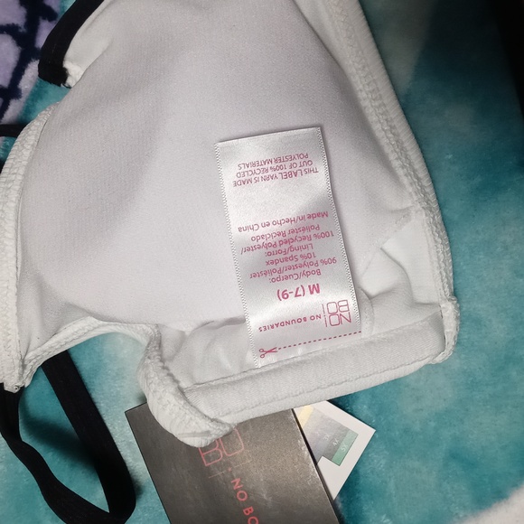 Bathing suit - Picture 2 of 5